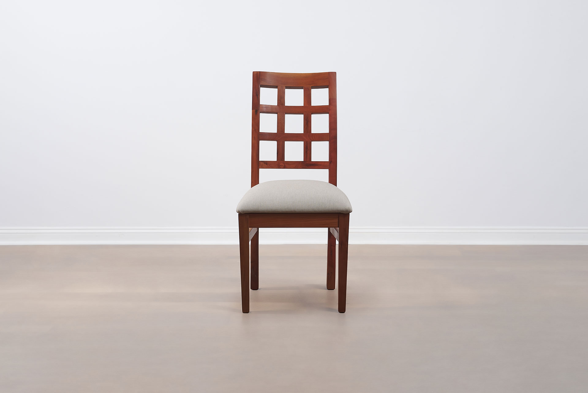Muebles-Santander_Silla-Ventana_4610_silla_madera_textil